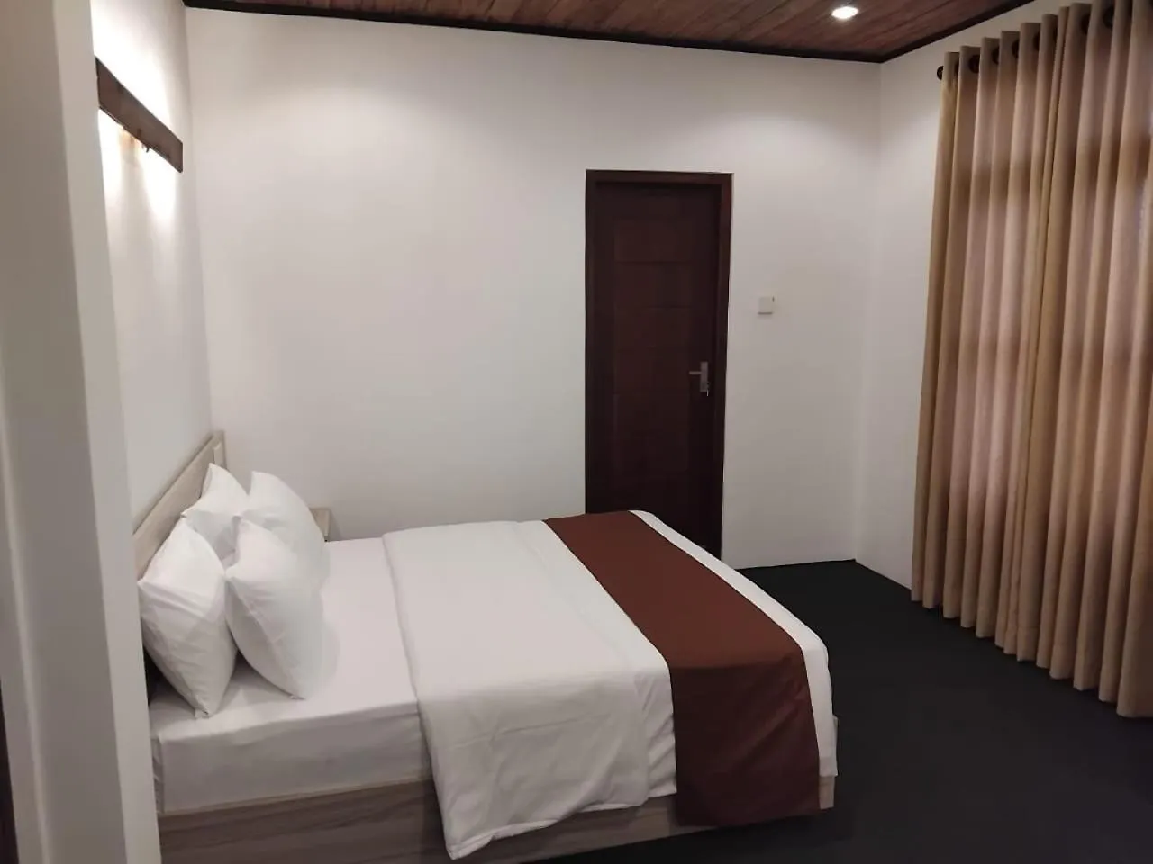 Hotel Davenport Nuwara Eliya 3*,